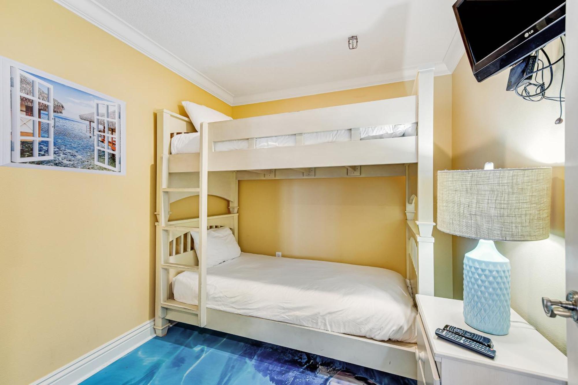 Emerald Grande Destin Room photo